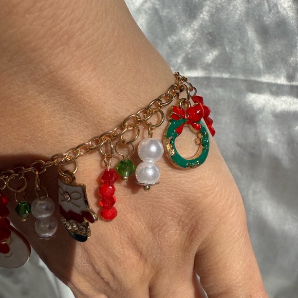 Christmas Charm Bracelet with Santa Tree Gift PendantsFestive Gold Chain Holiday - Picture 8 of 12